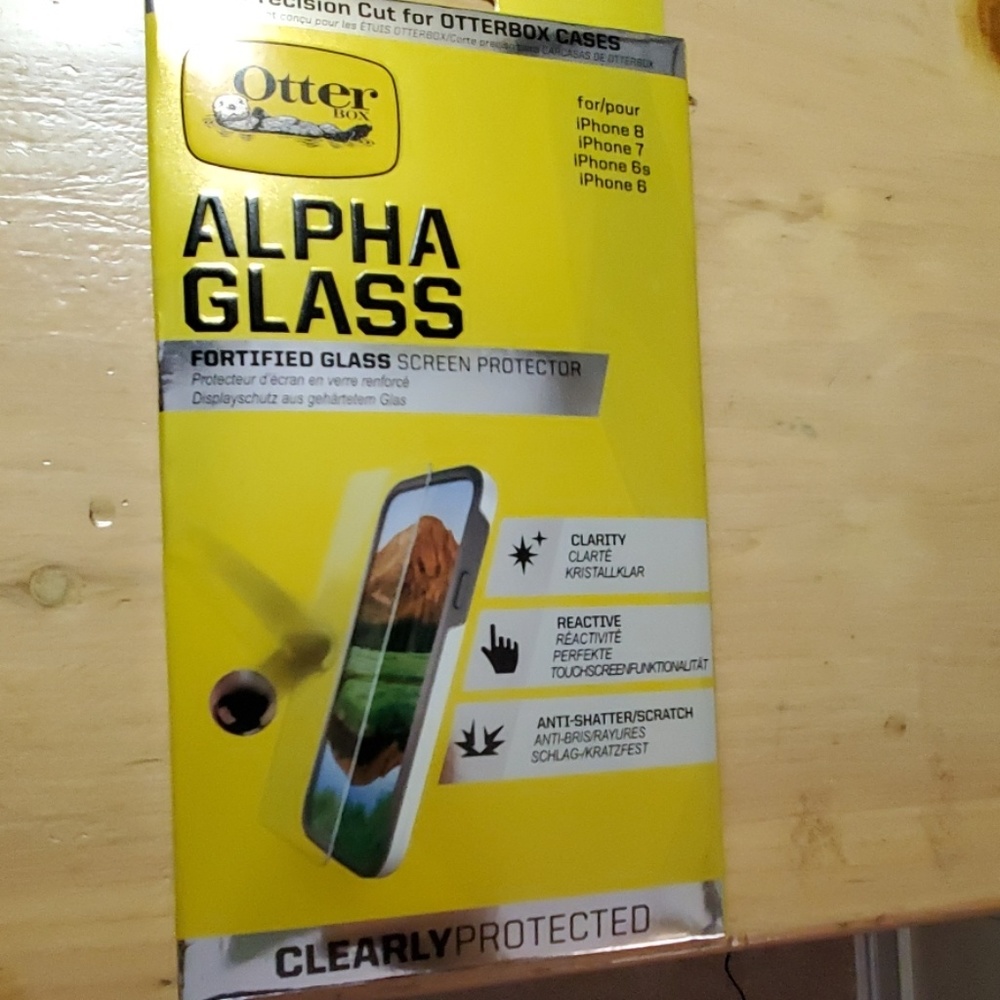 OtterBox iPhone 6/7/8 ALPHA GLASS screen protector